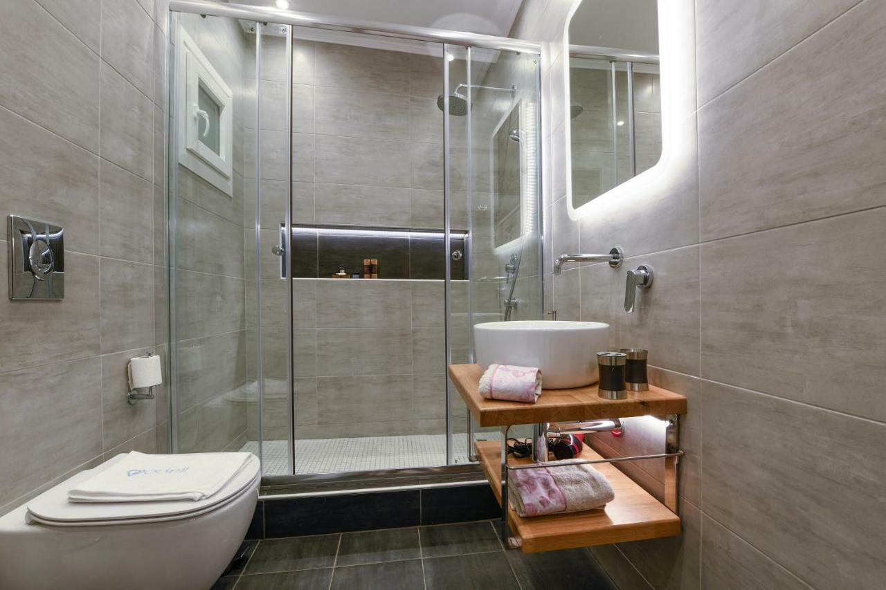 Adell Luxury Apartments Kavála Exterior photo