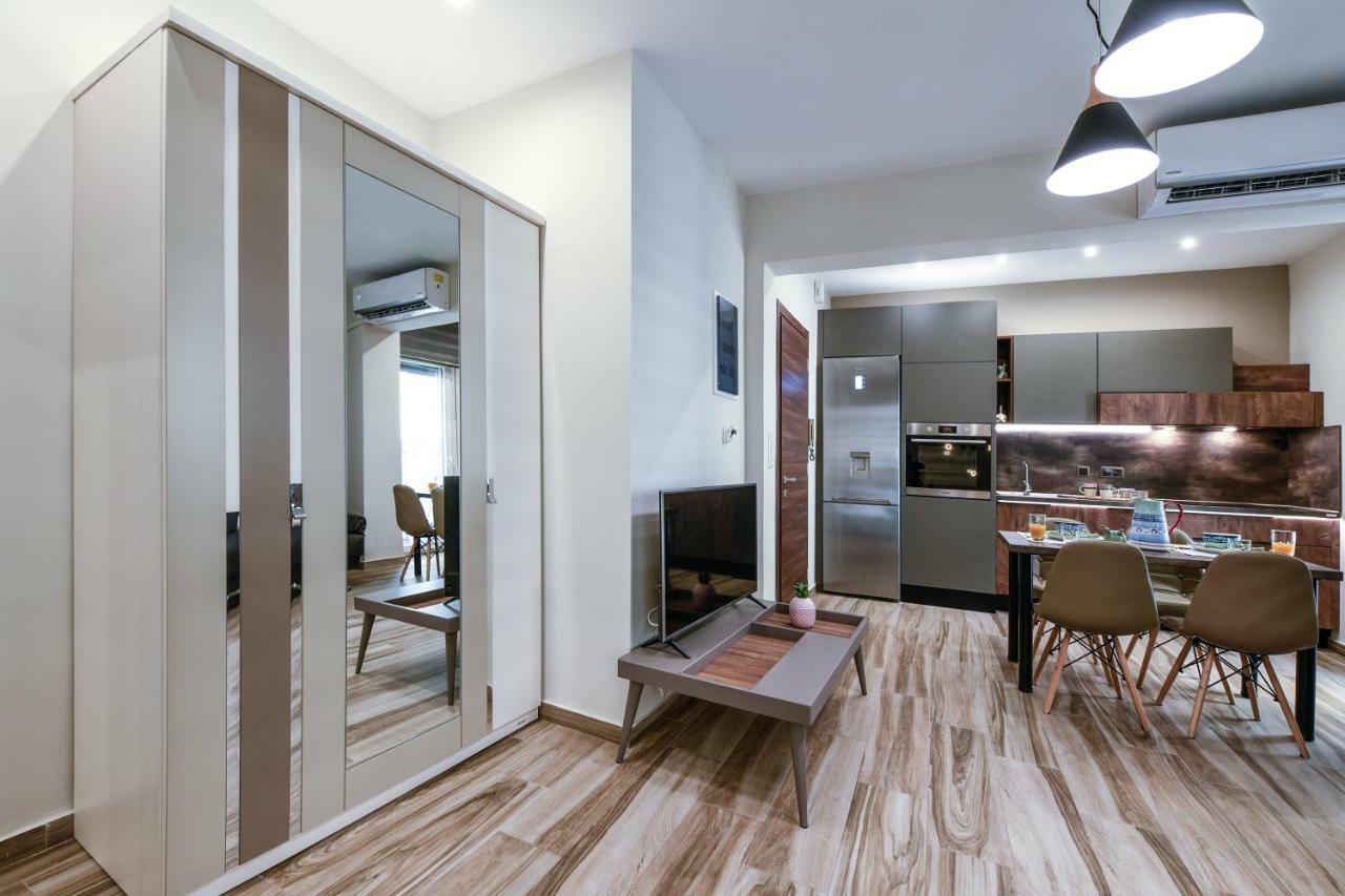 Adell Luxury Apartments Kavála Exterior photo